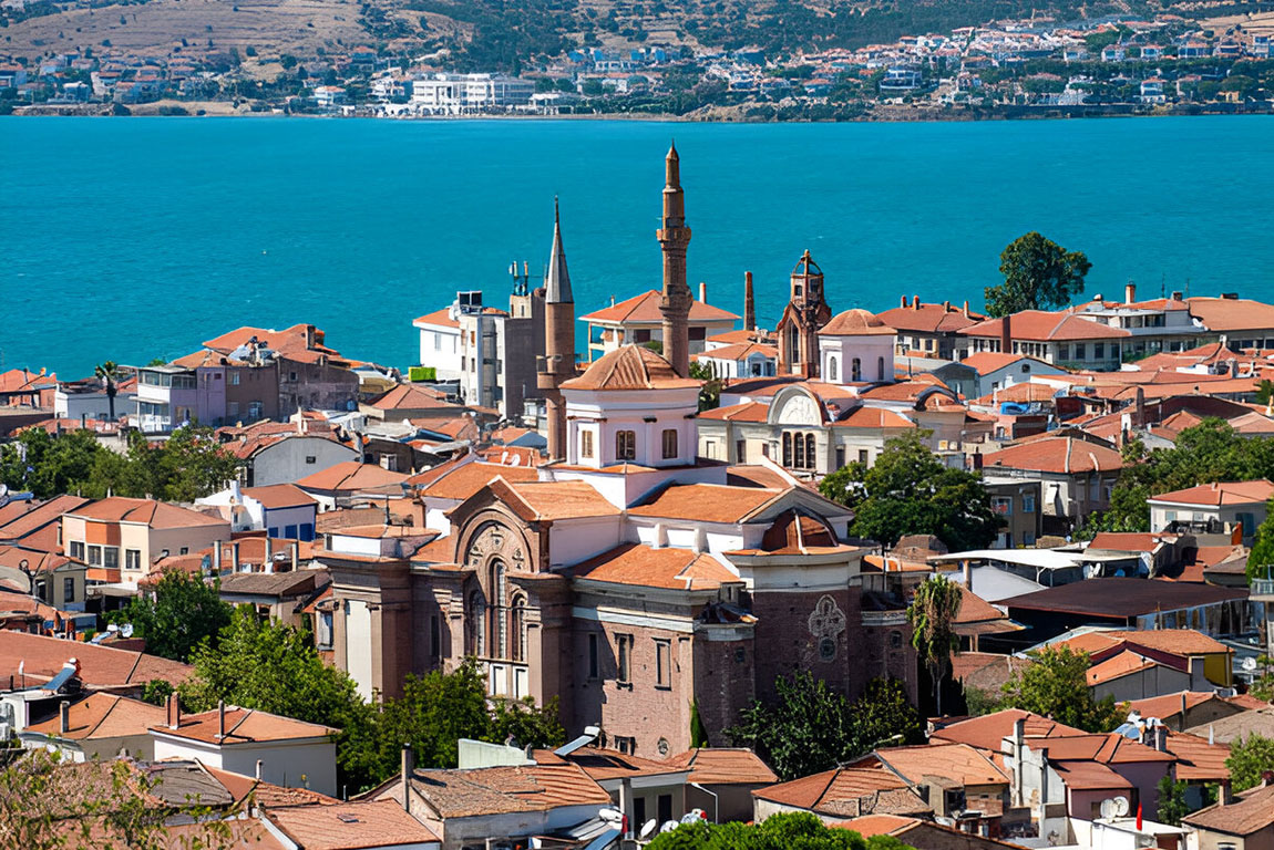 Fishing boats in Akçay stream