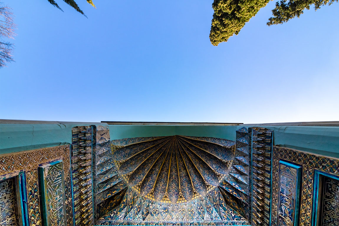 Skiing and snowboarding in winter resort Uludag