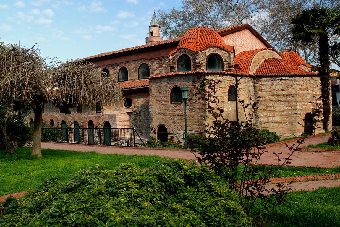 Skiing and snowboarding in winter resort Uludag