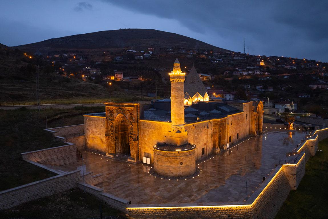 Great Mosque and Hospital of Divrigi