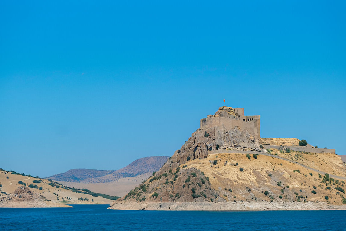 Тунджели (Tunceli)-01