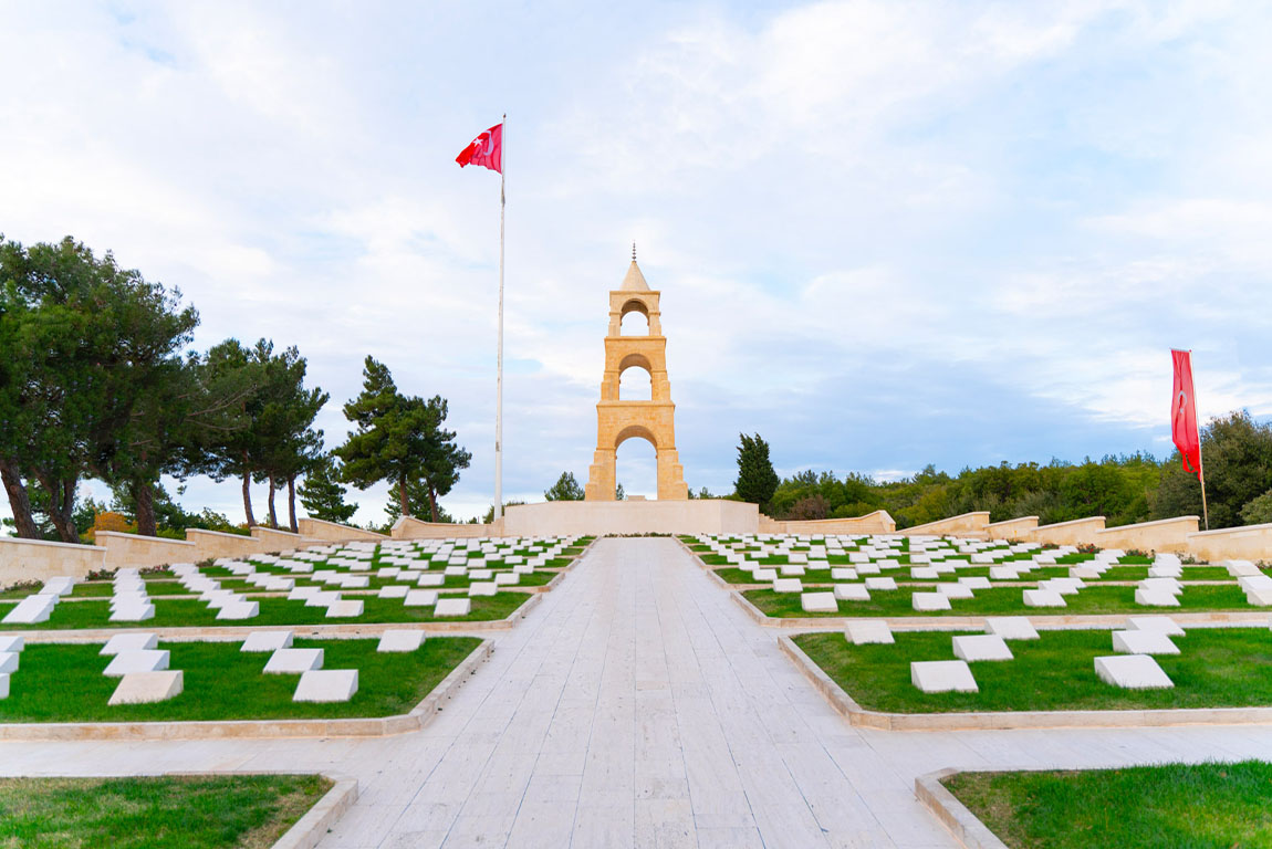 Martyrs’ Memorial, Canakkale The Martyrs Memorial, monument built for martyrs in the battle of canakkale, popular destination of turkey, symbol of the city of canakkale, mustafa kemal ataturk war, turkey wars, world war symbol