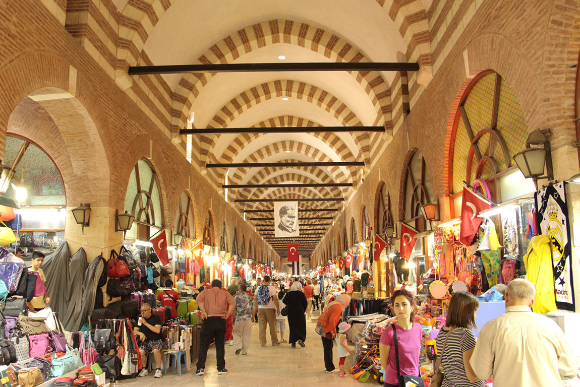 Selimiye Mosque and monument of Ottoman Sultan Mehmed II (Mehmed The Conqueror) with medieval cannon in city of Edirne,  East Thrace, Turkey